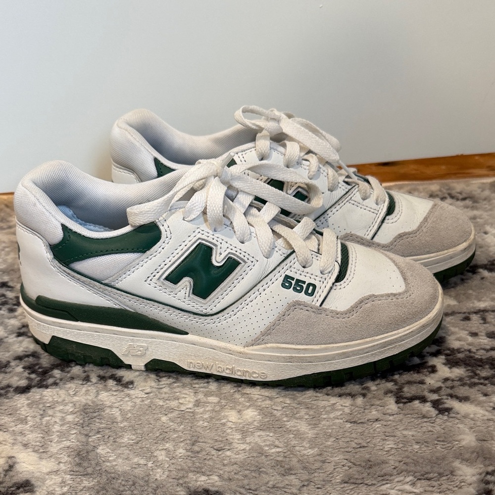 New balance 550 white/grey/green size 6